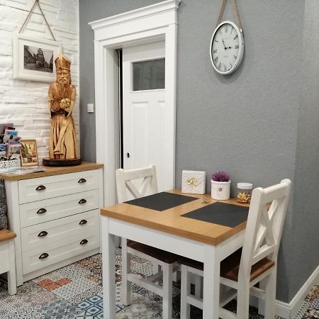 Apartman Sv. Urban Братислава Экстерьер фото