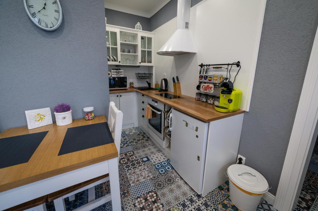 Apartman Sv. Urban Братислава Экстерьер фото