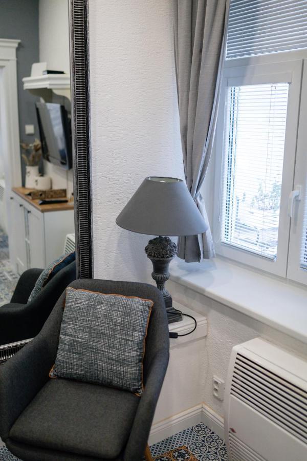 Apartman Sv. Urban Братислава Экстерьер фото